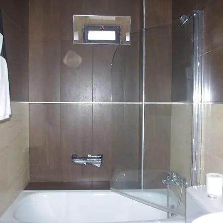 La Casona De Jovellanos Szálloda 2*