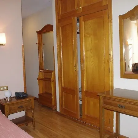 Szálloda La Casona De Jovellanos Gijón