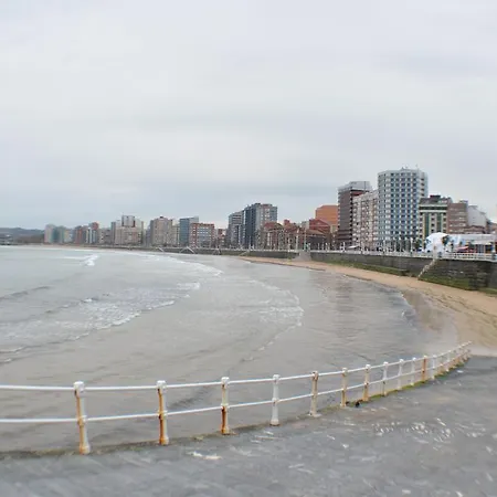 Szálloda La Casona De Jovellanos 2*