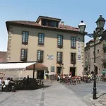 La Casona De Jovellanos 2*