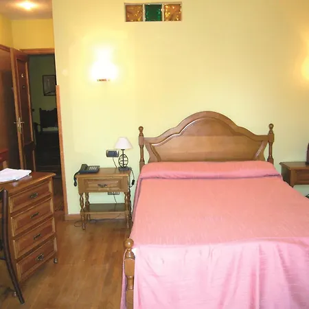 La Casona De Jovellanos Hotell