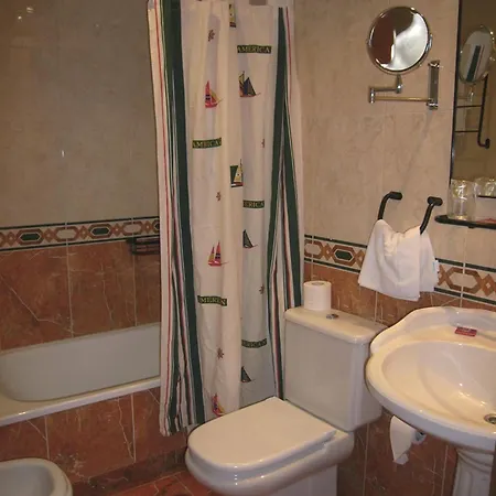 Hotell La Casona De Jovellanos