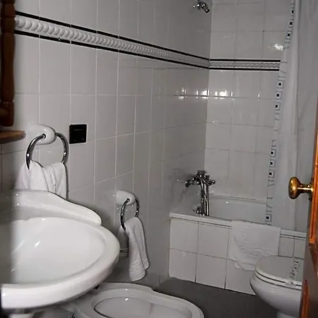 La Casona De Jovellanos Hotel 2*
