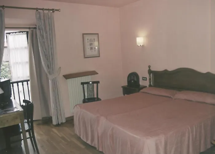 La Casona De Jovellanos Hotell Gijón