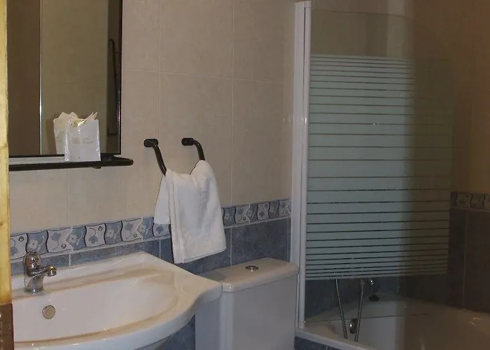 Hotell La Casona De Jovellanos