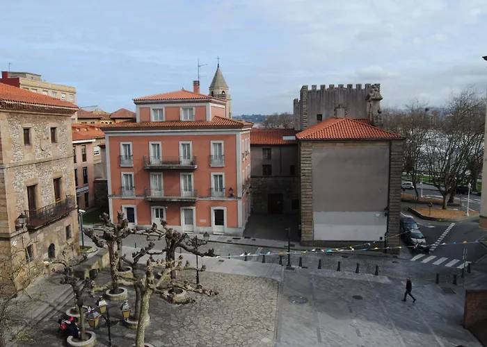 Hotell La Casona De Jovellanos