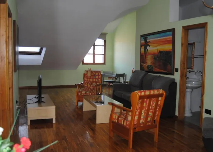 La Casona De Jovellanos Hotell