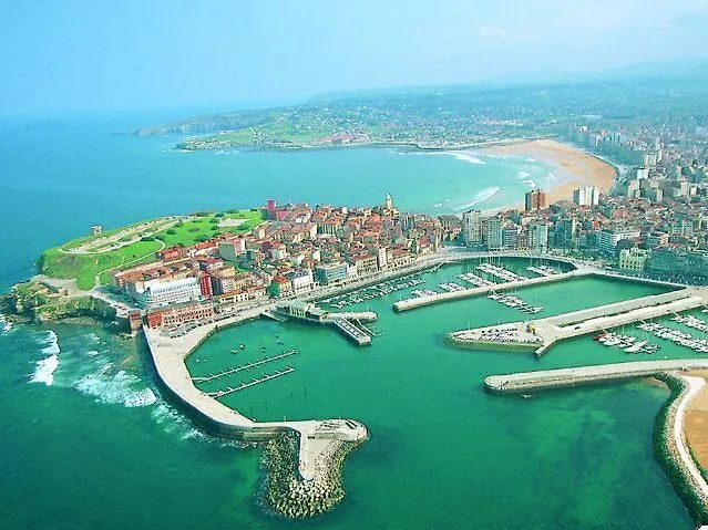 La Casona De Jovellanos 2*