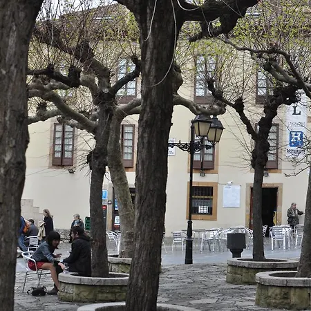 La Casona De Jovellanos 2*